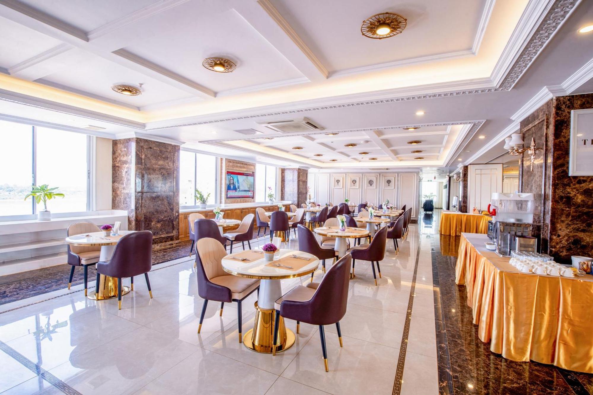 St Hotel Wattay Airport Vientiane Exteriör bild