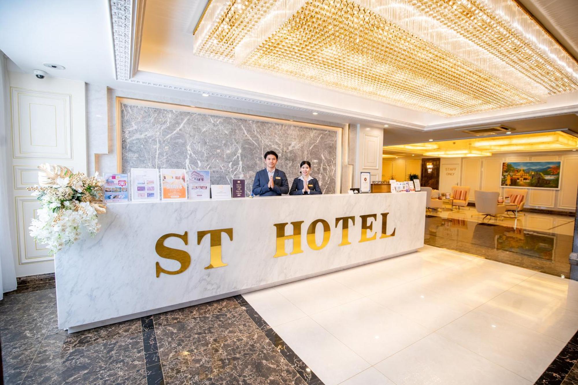 St Hotel Wattay Airport Vientiane Exteriör bild